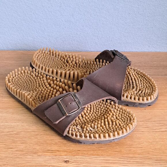 Birkenstock Women’s 8 EU 39 Brown Leather Noppy Strap Massage Sandals Germany - Picture 1 of 10